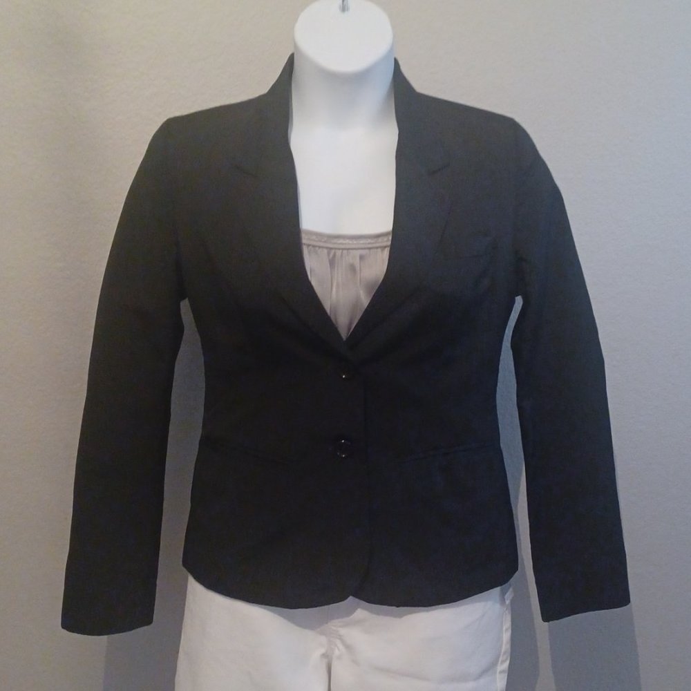 Calvin Klein Two- Button - image 3